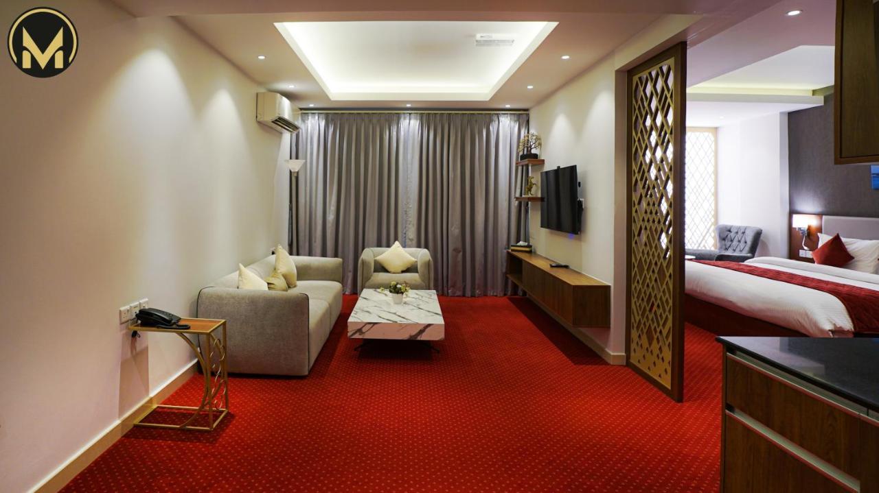 Express Hotel