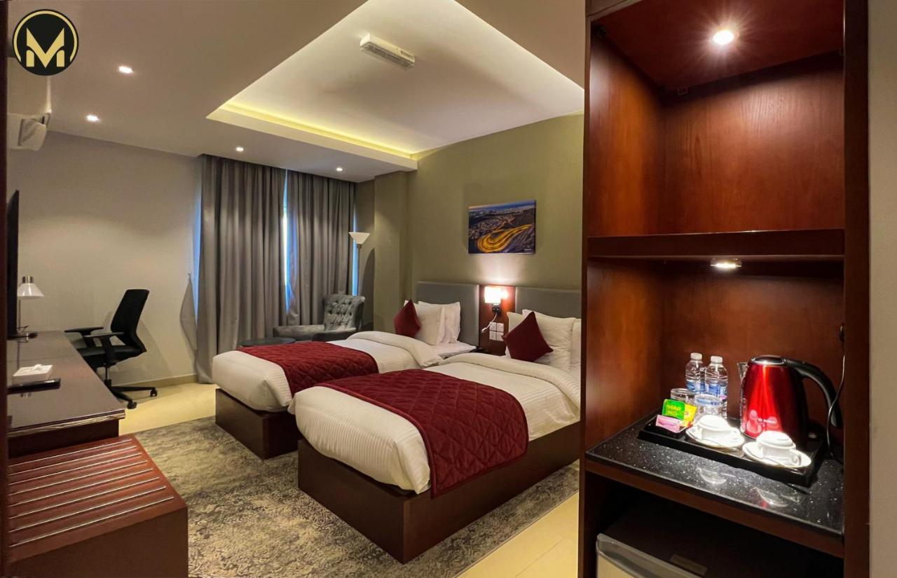 Express Hotel 3*